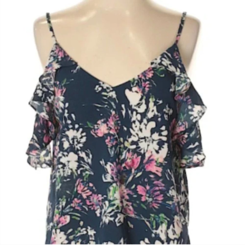 Floral Ruffle V-Neck Blouse Sz: Small     QR - Picture 2 of 2